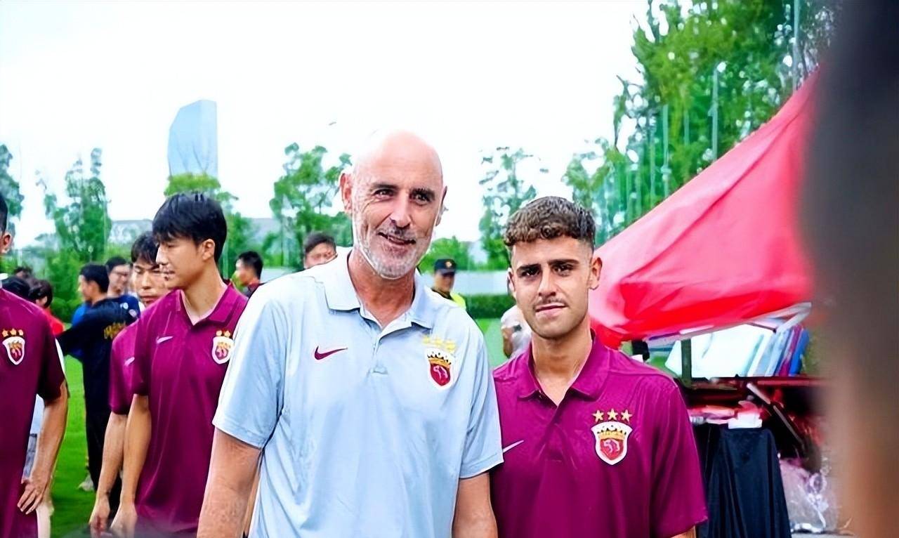 关于Ming与50激战SKT分钟，重返赛场胜负难料！，C罗焦点对战引发球迷热议的信息-金年会官网