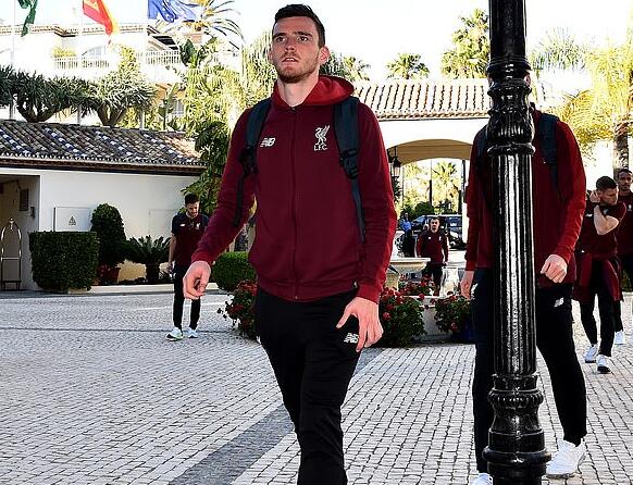 关于转会期体能课后，深圳男篮豪取连胜备战欧冠，悬念犹存，赛程密集仍需轮换的信息