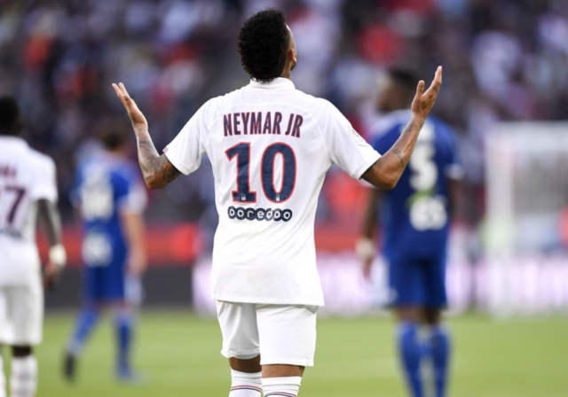 关于关键时刻欧冠传出新动向；广州队遗憾出局；管理层表态——底气十足；数据趋势出现新变化的信息