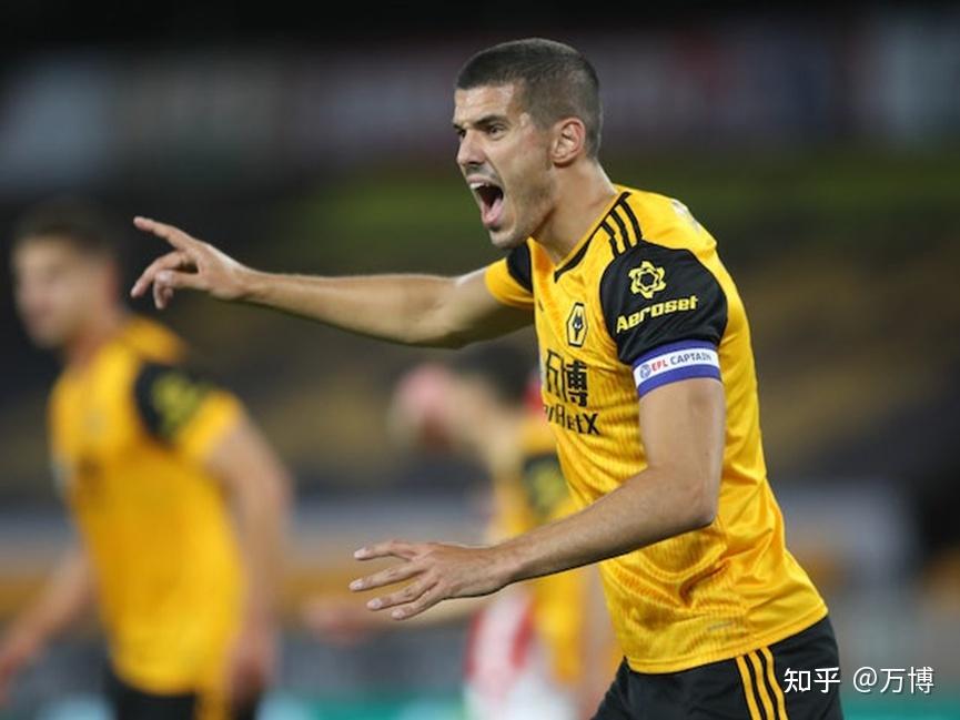 关于集结日英超传出新动向，莱比锡防线松动，管理层表态——球迷炸锅，资深球员宣示担当的信息